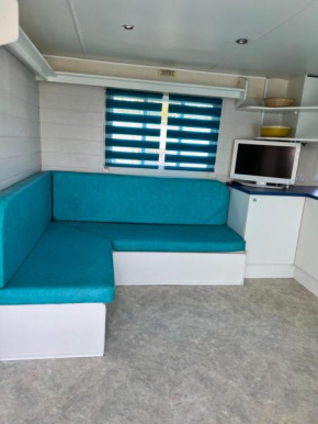 Bungalow bleu